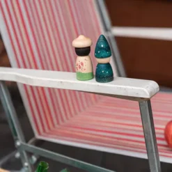 Grapat Verrassingsdoosje Met Houten Figuren - Assorti -Poppenwinkel grapat verrassingsdoosje met houten figuren assorti 4